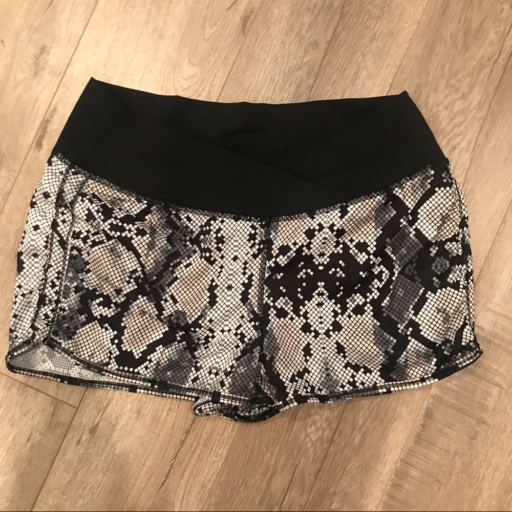 Lululemon Snakeskin shorts
